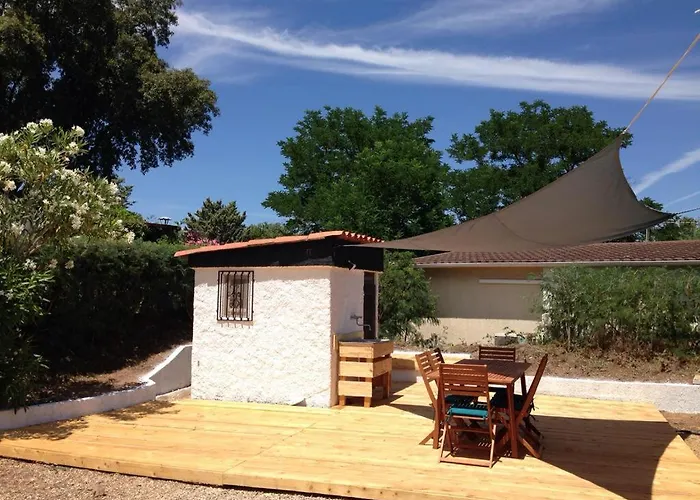 Chalet Var Canebieres